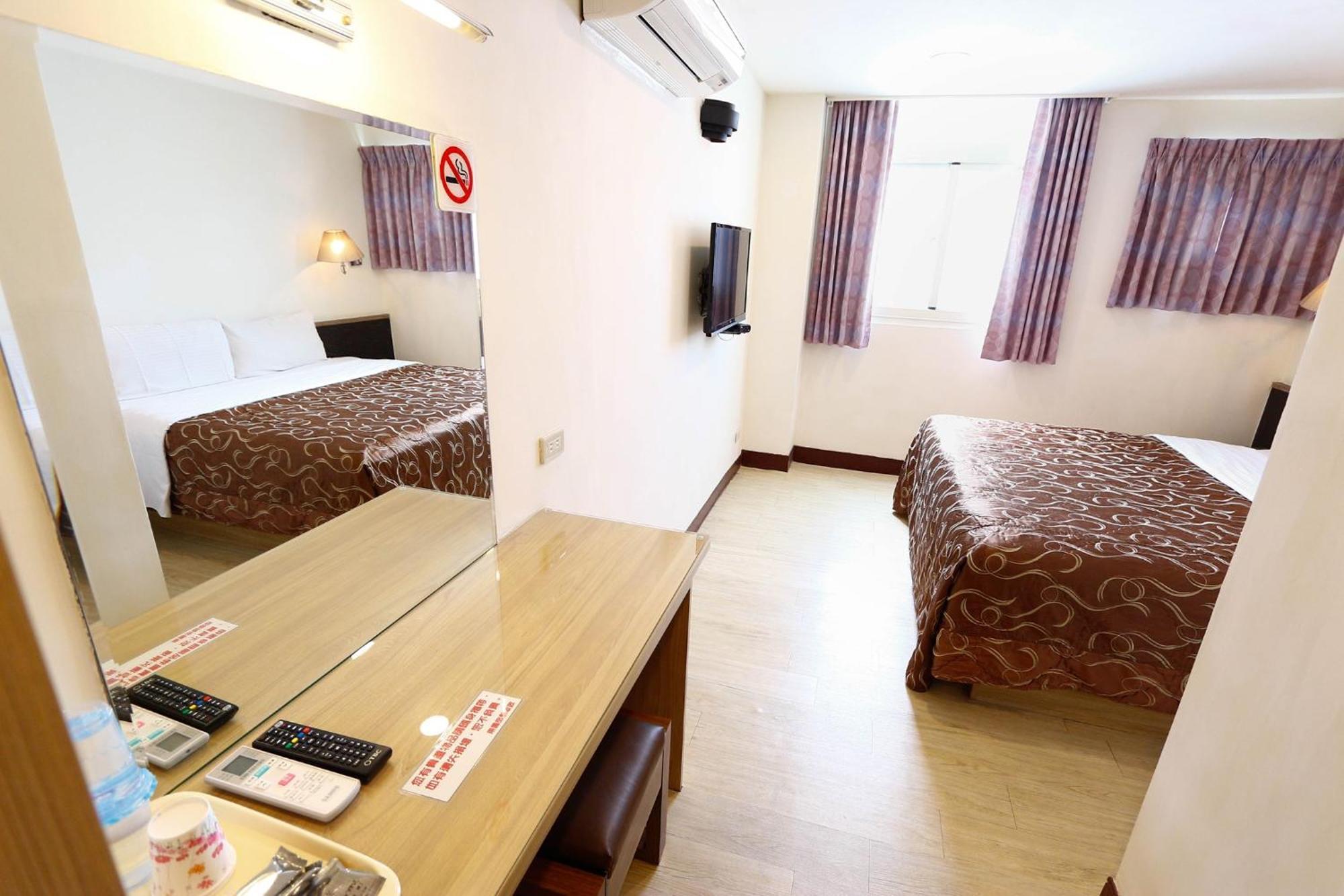 D.Y. Hotel Taichung Ruang foto