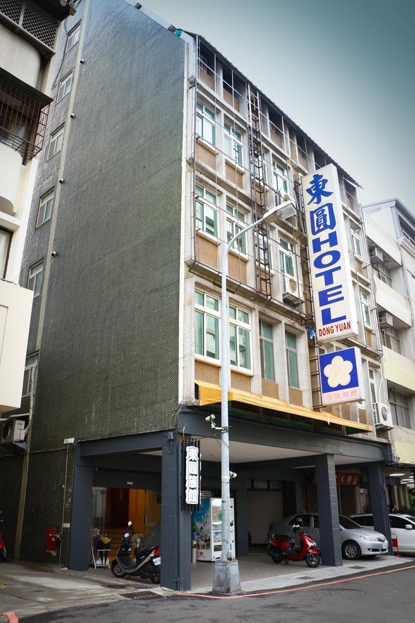 D.Y. Hotel Taichung Bagian luar foto